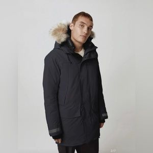 Canada Goose Sherridon Parka, black label, size L, with fur